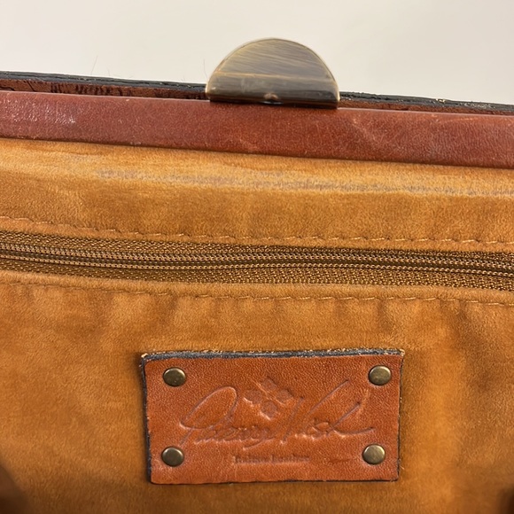 PATRICIA NASH Genuinely Leather Reversible Satchel Handbag - Picture 11 of 14